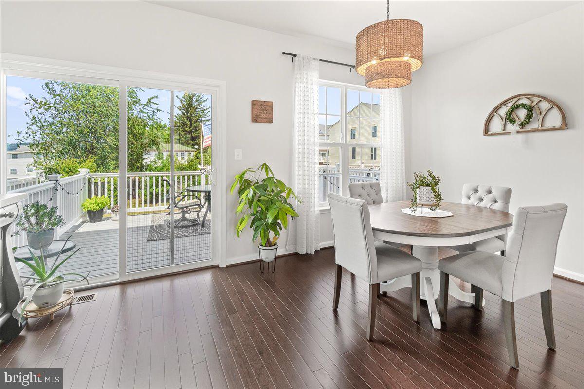 JEFFERSON PLACE - Residential