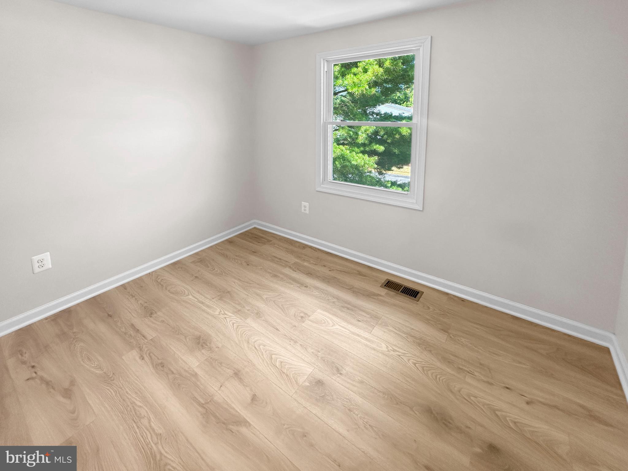 WESTHAMPTON TOWNHOUSES P - Residential Lease