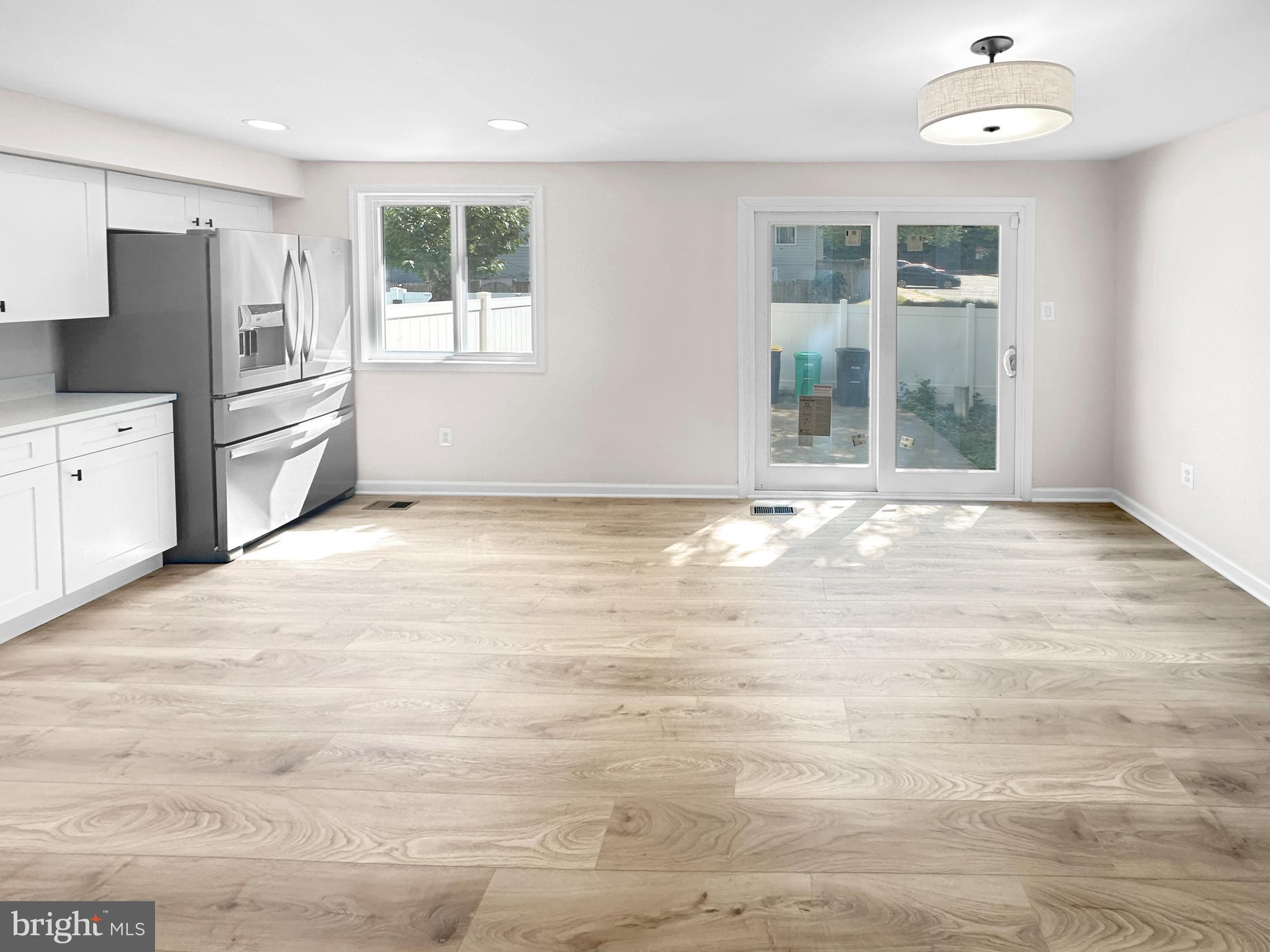 WESTHAMPTON TOWNHOUSES P - Residential Lease