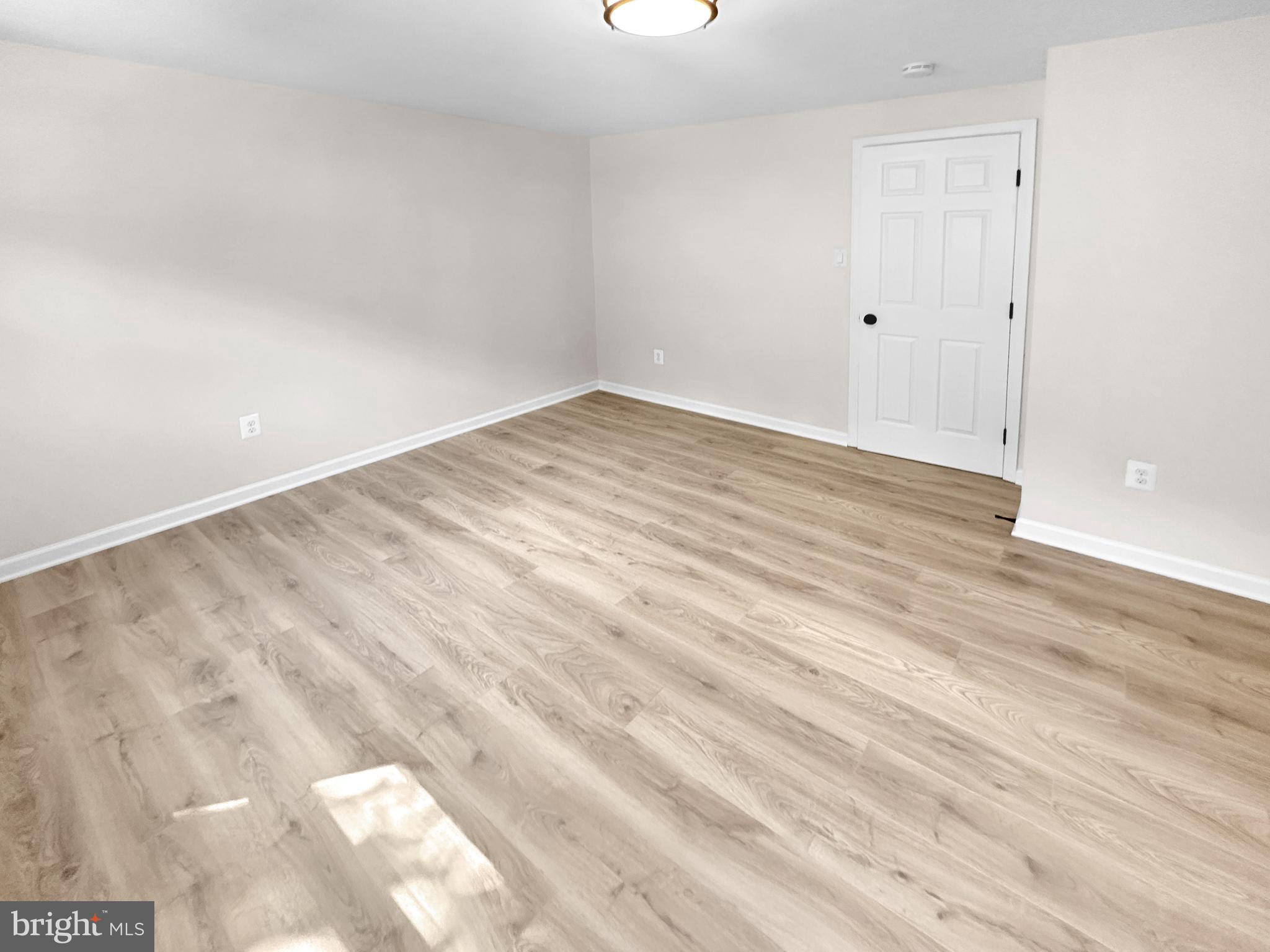 WESTHAMPTON TOWNHOUSES P - Residential Lease