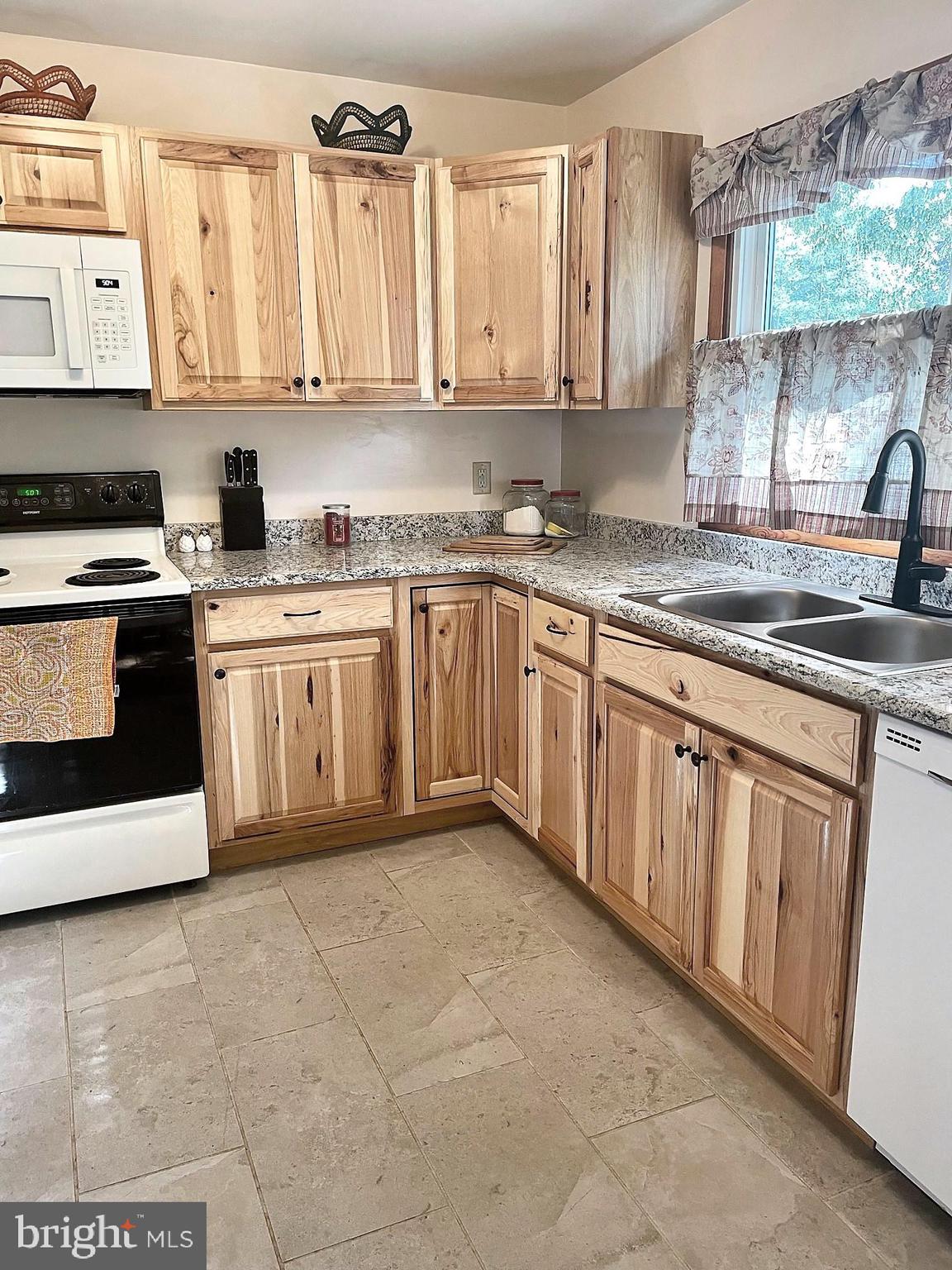 CHELSEA BEACH - Residential