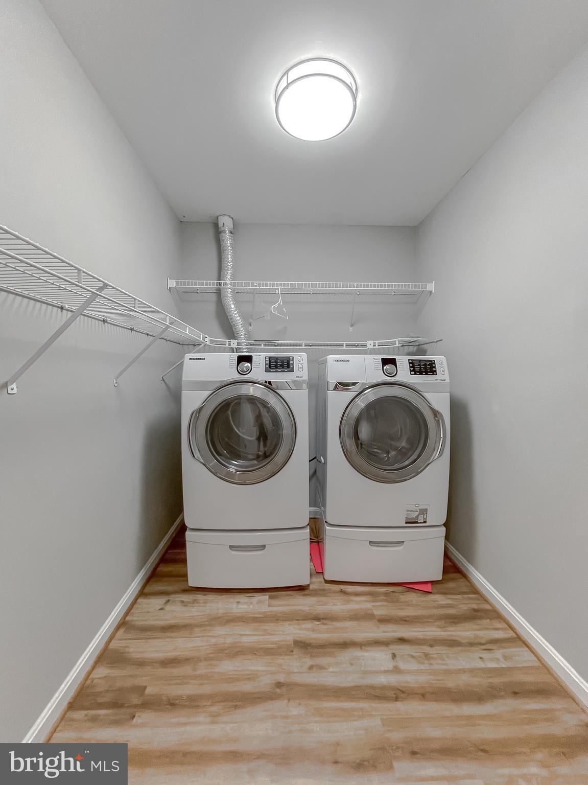 APPLE GROVE ESTATES - Residential