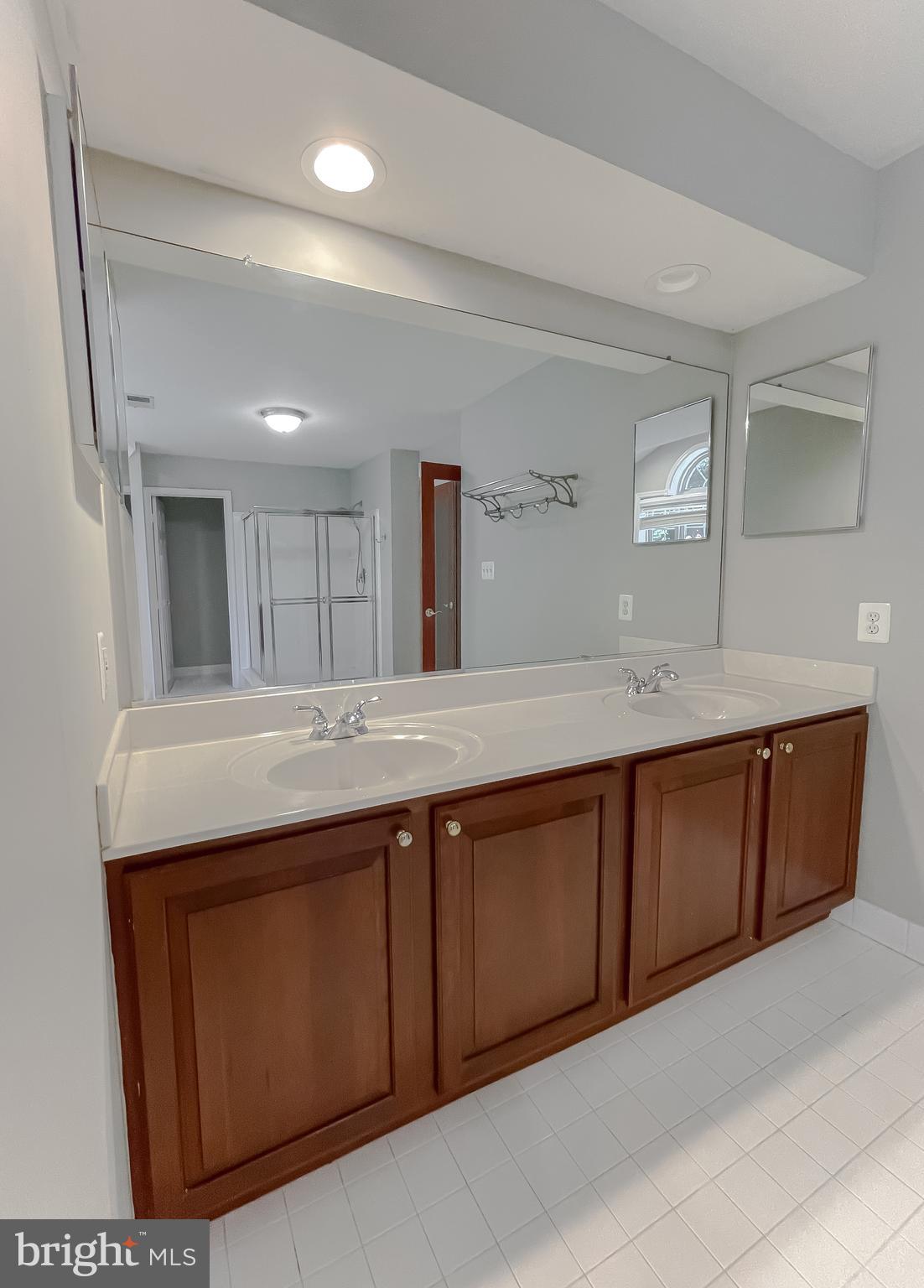 APPLE GROVE ESTATES - Residential