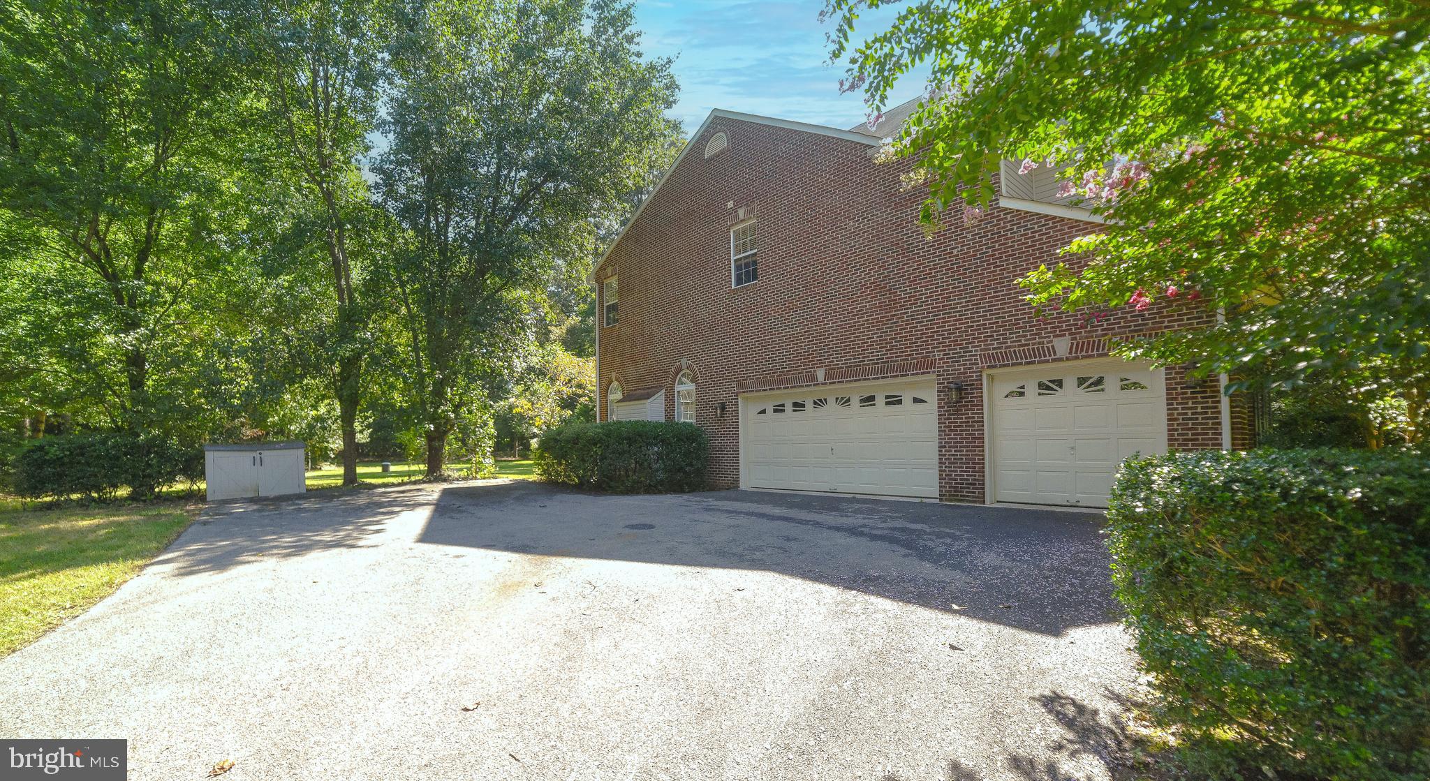 APPLE GROVE ESTATES - Residential