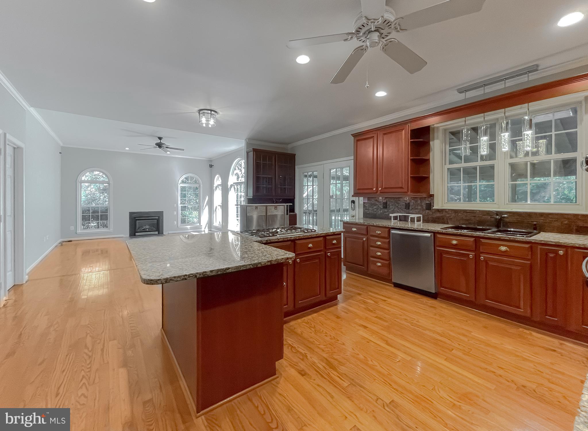 APPLE GROVE ESTATES - Residential