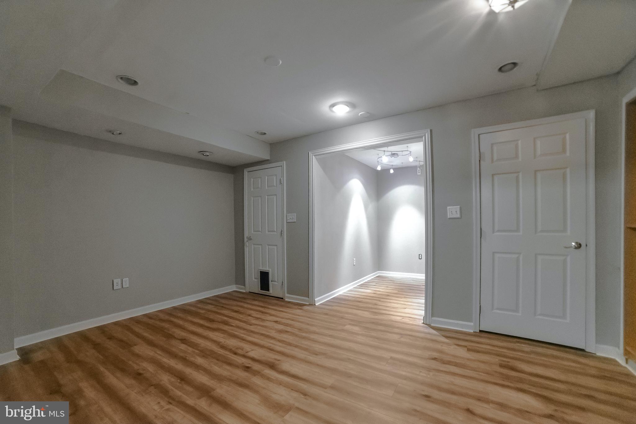 APPLE GROVE ESTATES - Residential