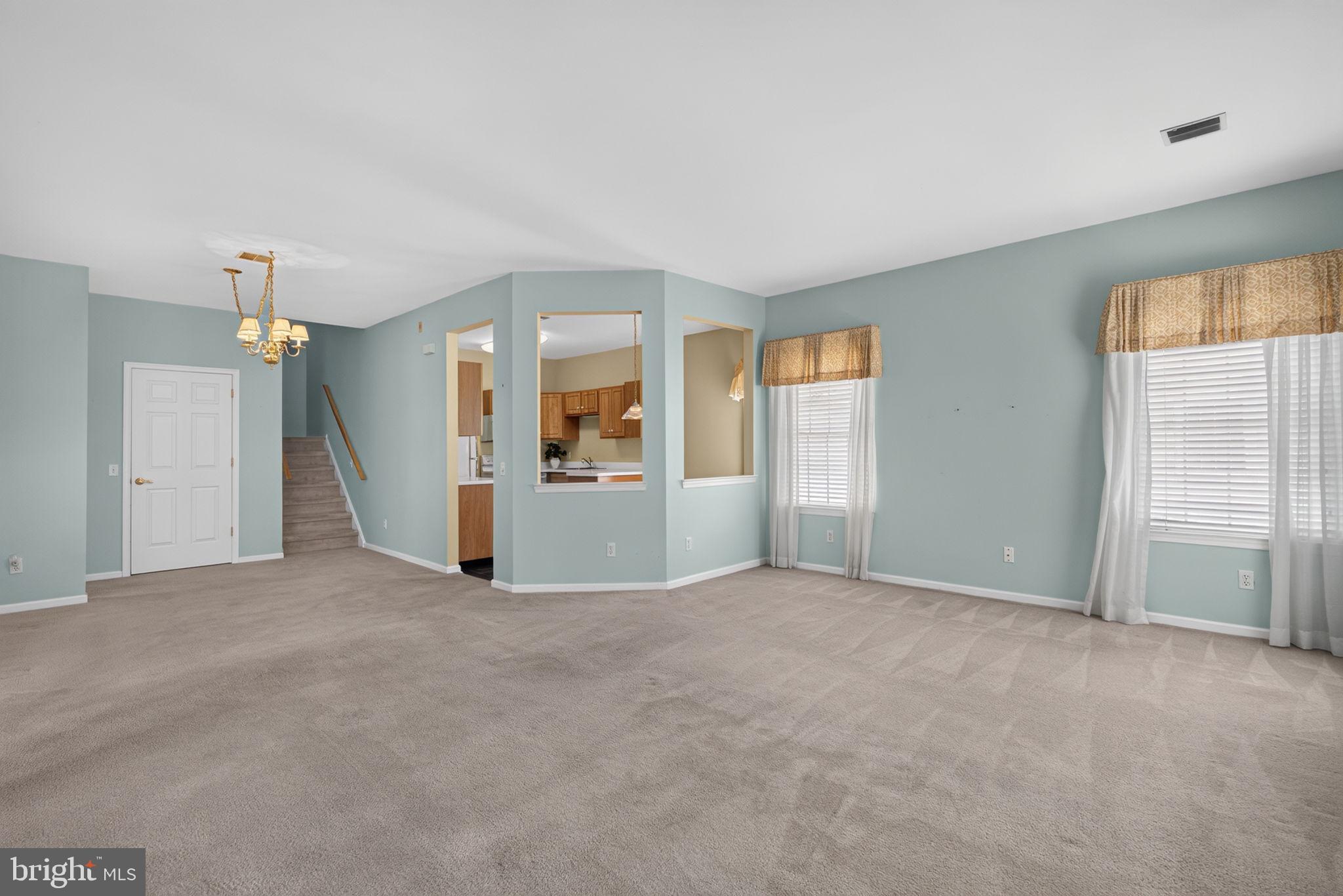 4690 BLUE GRASS LANE