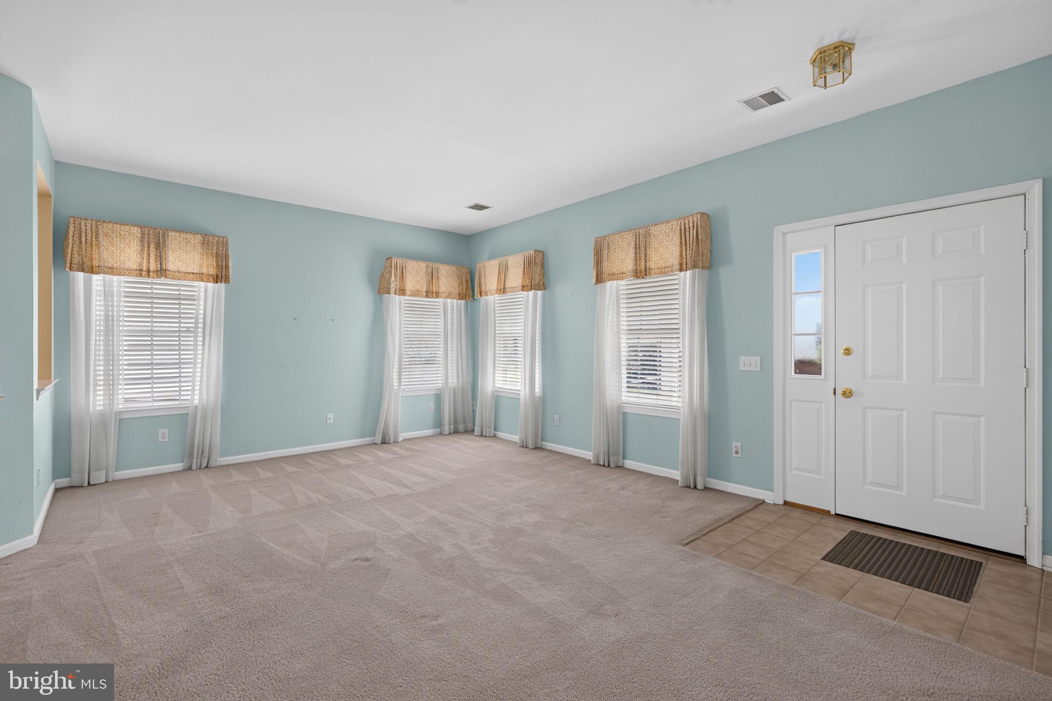 4690 BLUE GRASS LANE