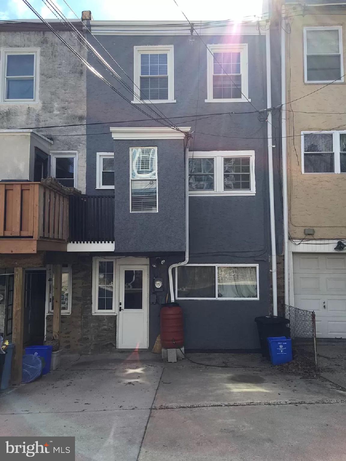 EAST FALLS - Residential