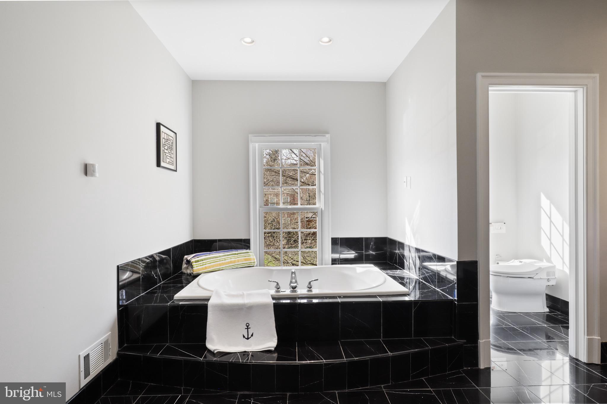 AVENEL - Residential