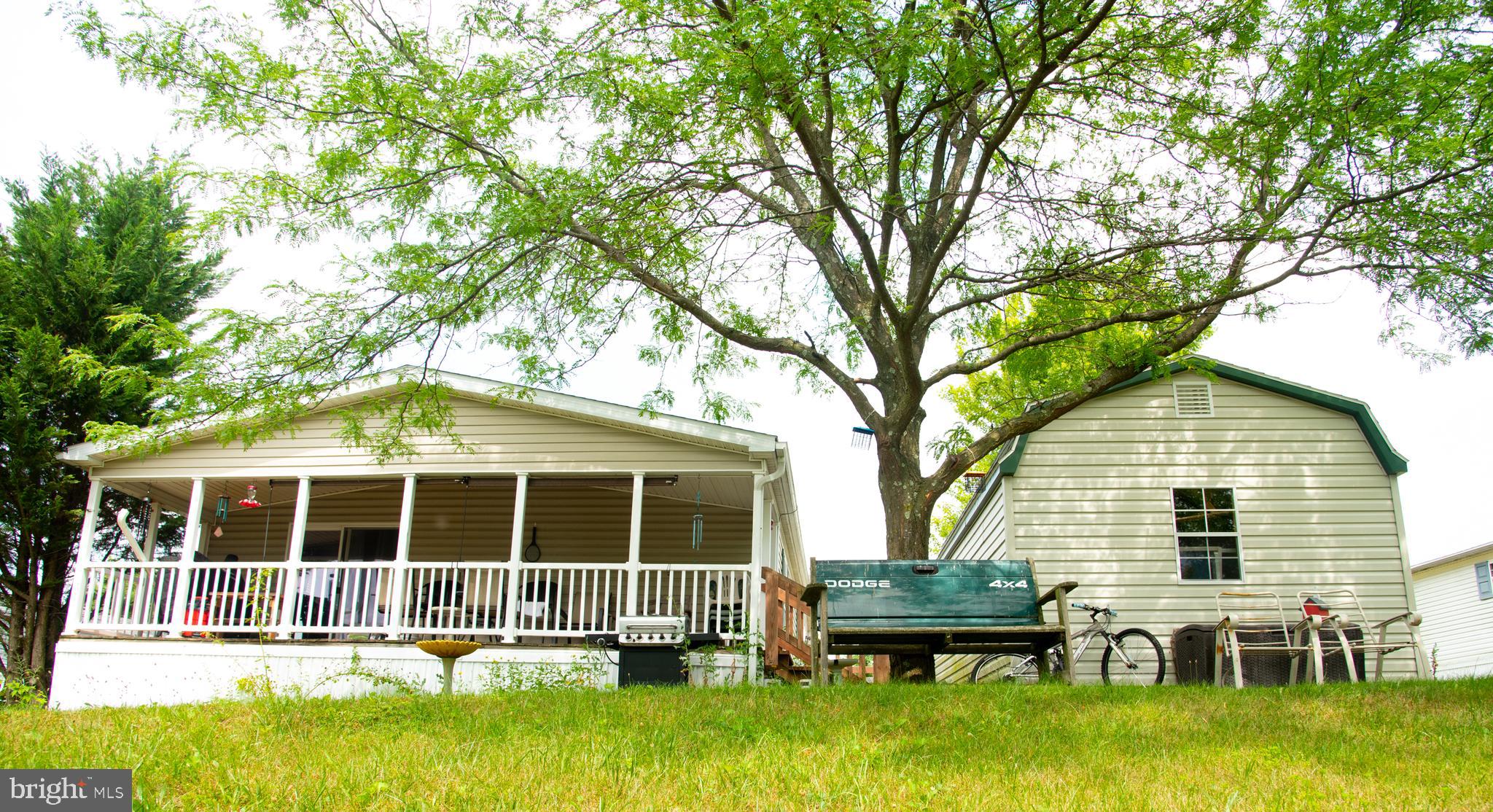 EAGLE VIEW MOBILE HOME PK - Residential