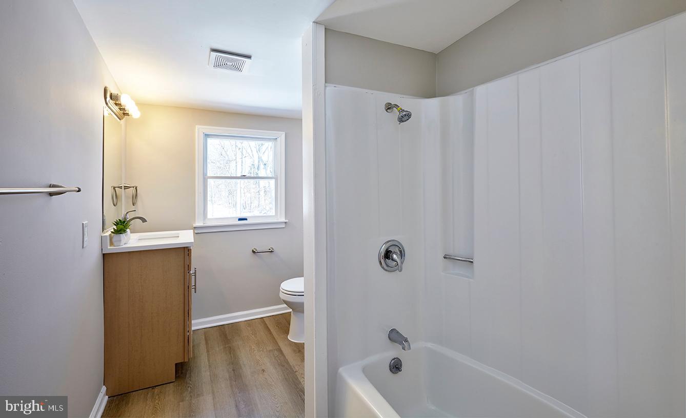 CASEY GDNS - Residential