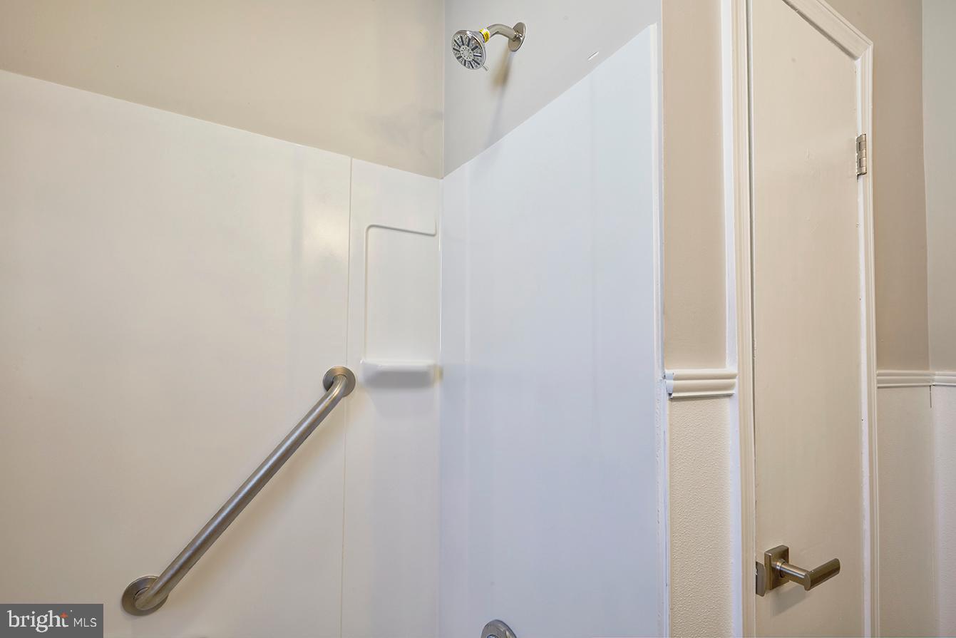 CASEY GDNS - Residential