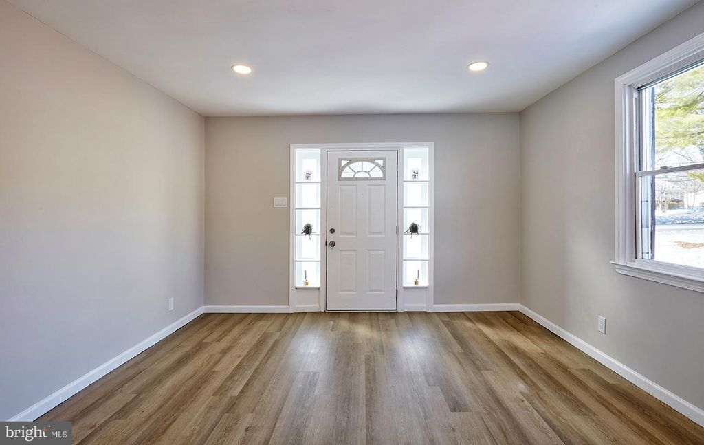 Photo of 1171 W County Line Road, HATBORO, PA 19040 (MLS # PABU2114296)