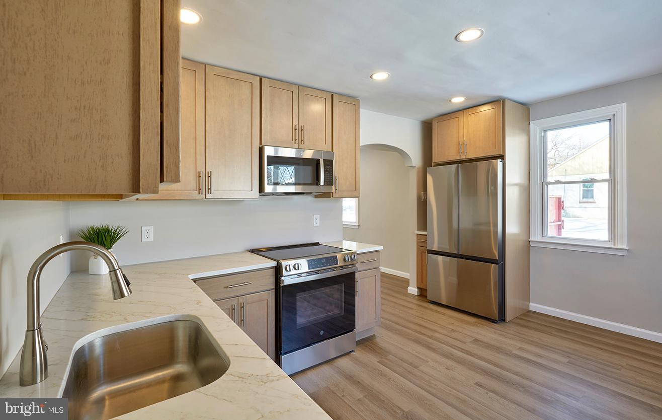 CASEY GDNS - Residential