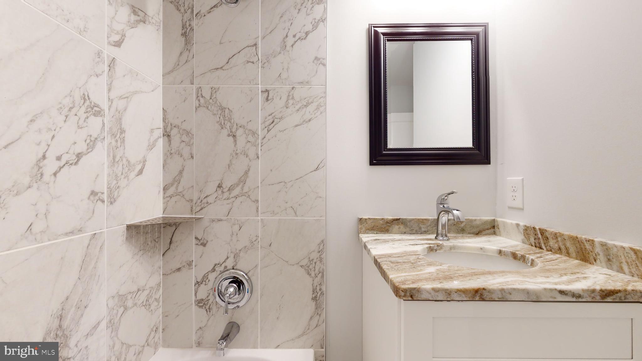 POPLAR WOODS - Residential