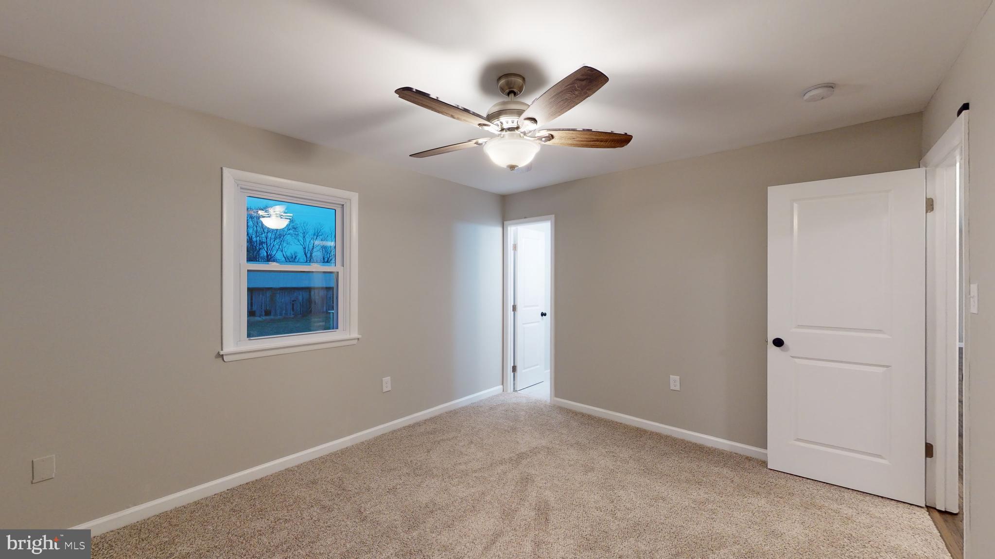 POPLAR WOODS - Residential