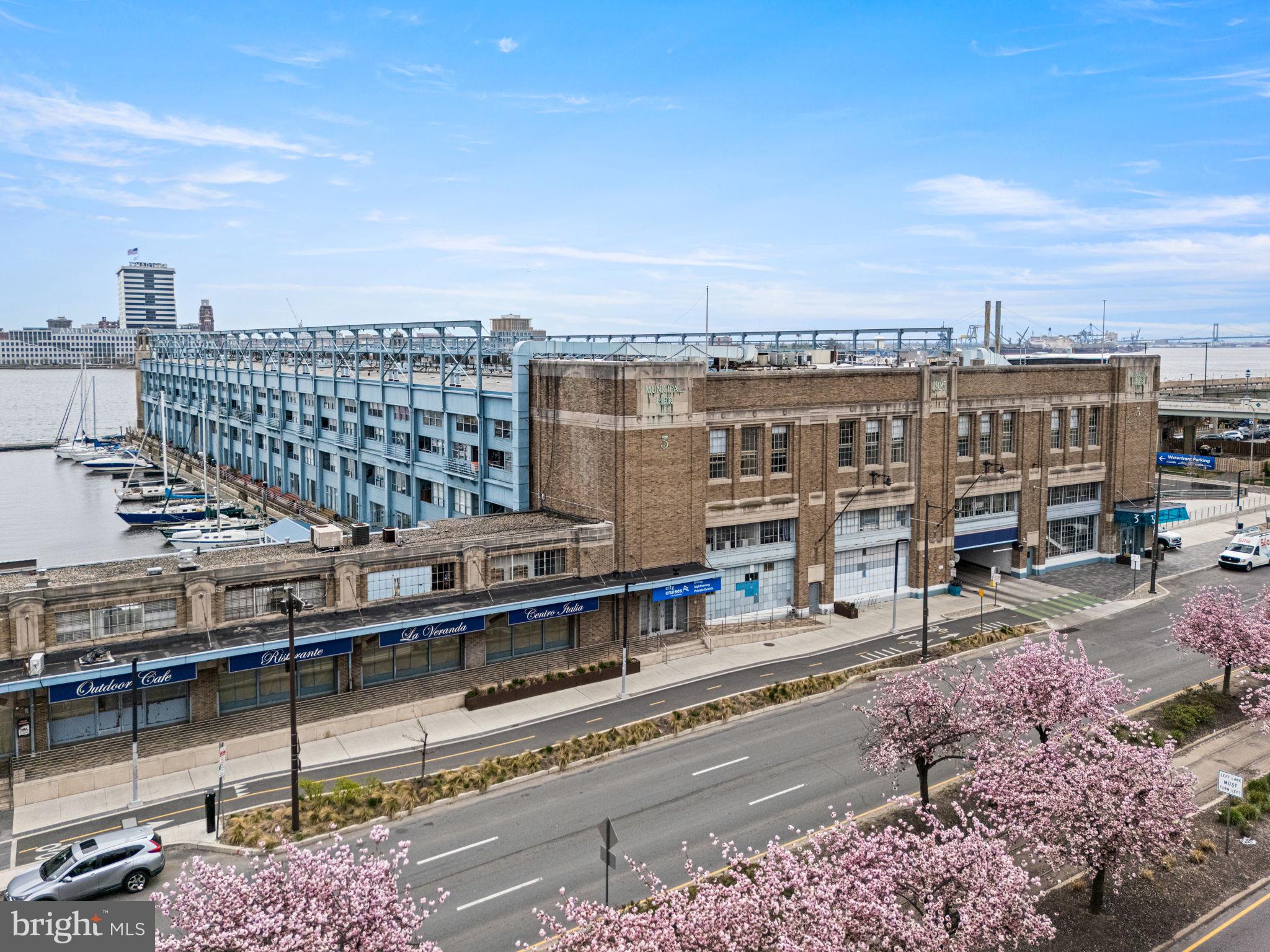 OLD CITY - Residential