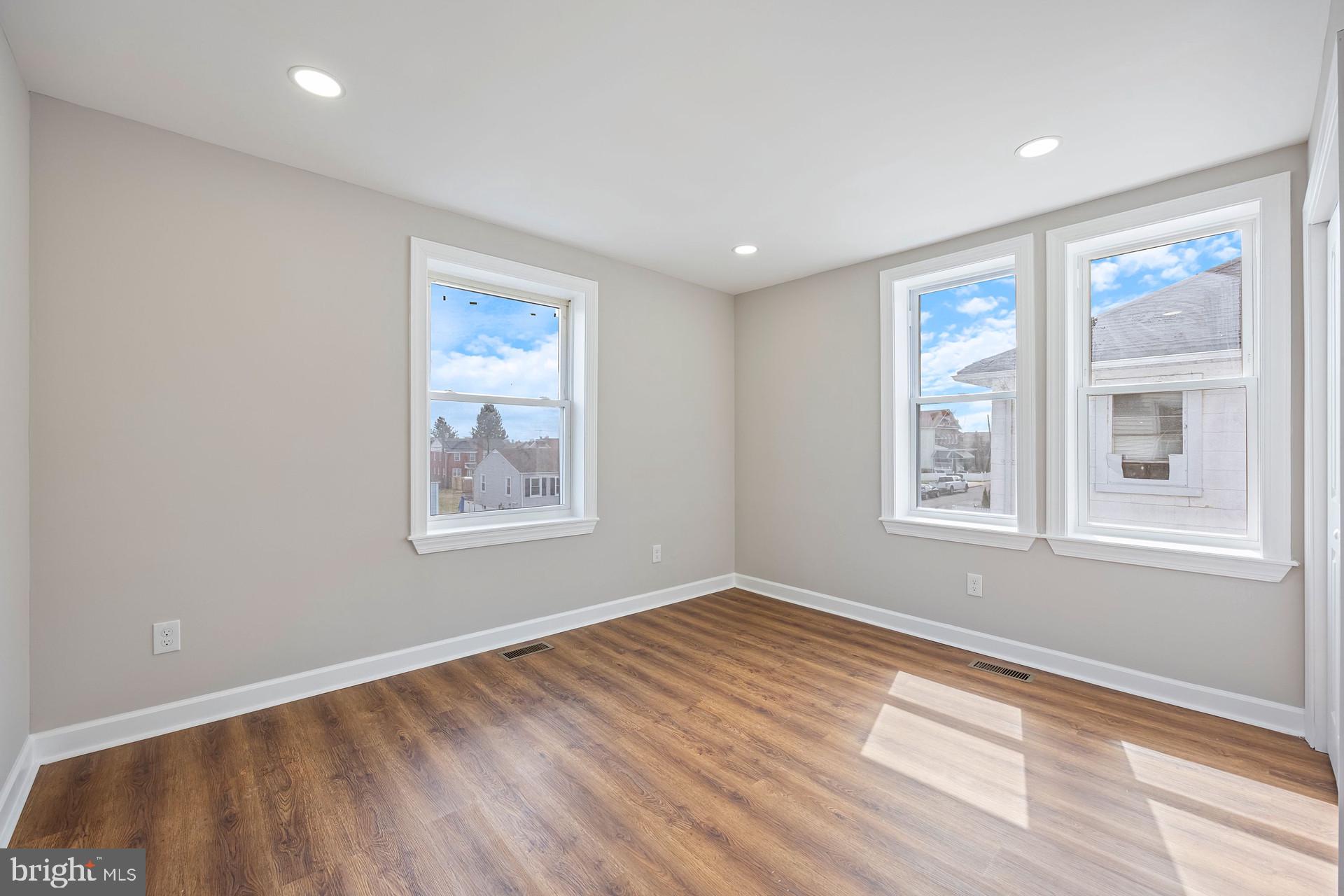 UPPER PARK HEIGHTS - Residential