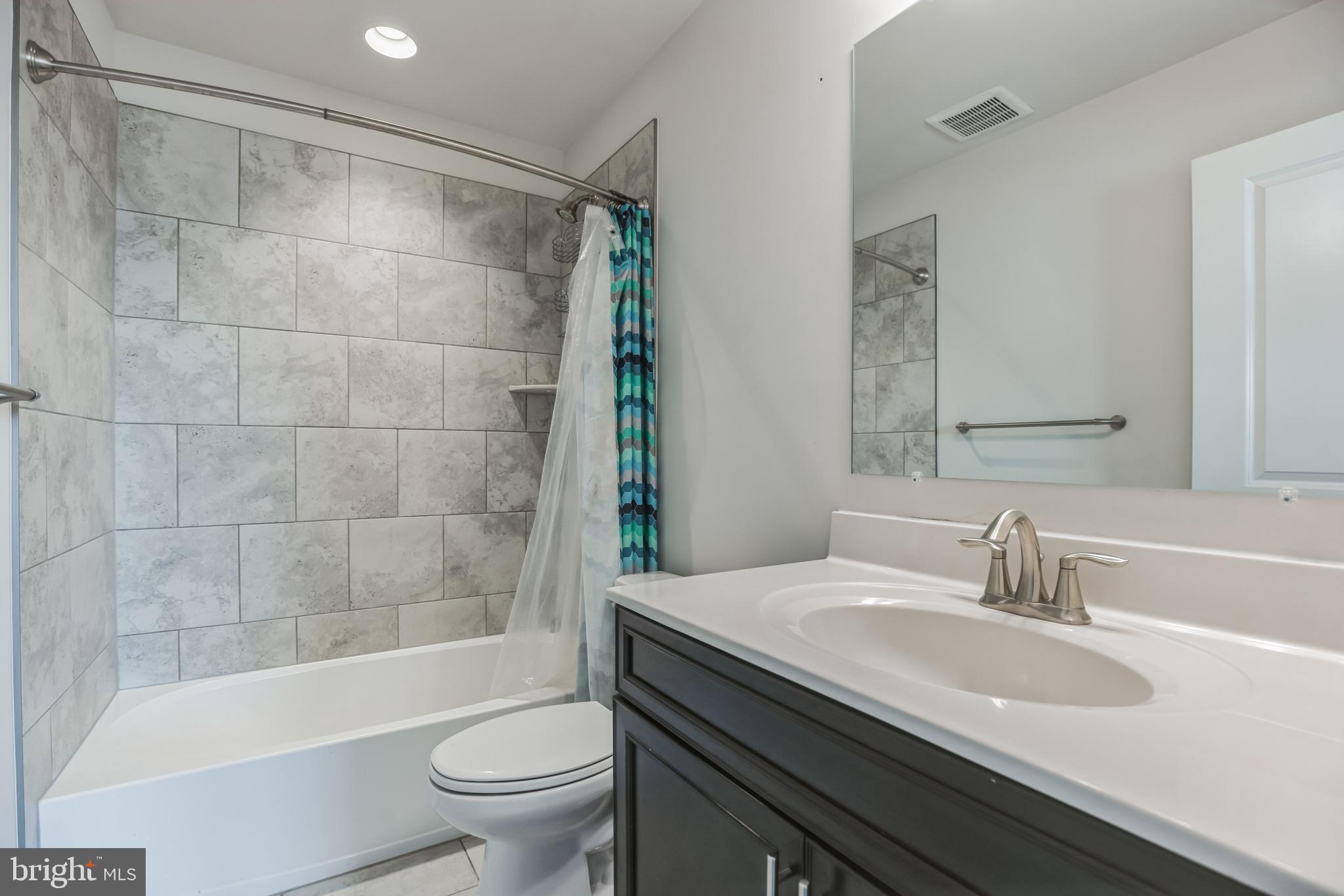 STONEHAVEN - Residential Lease