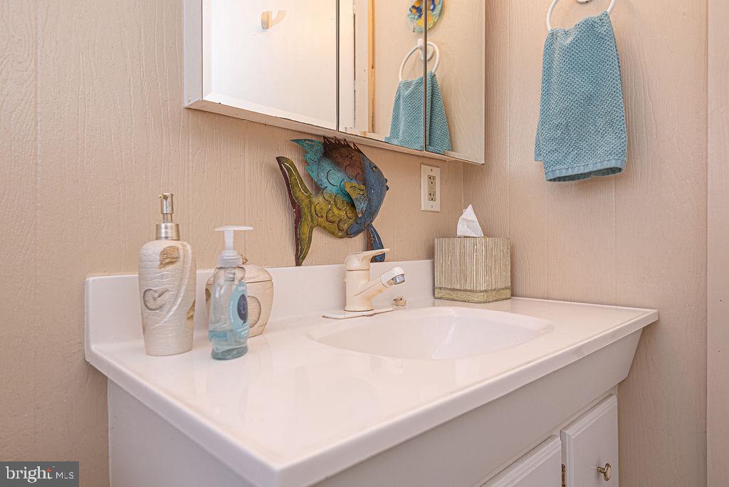 OCEAN PINES - BAY COLONY - Residential