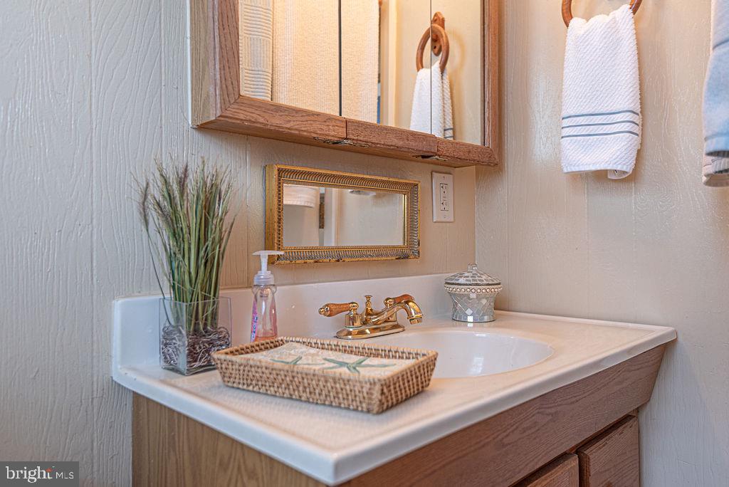 OCEAN PINES - BAY COLONY - Residential