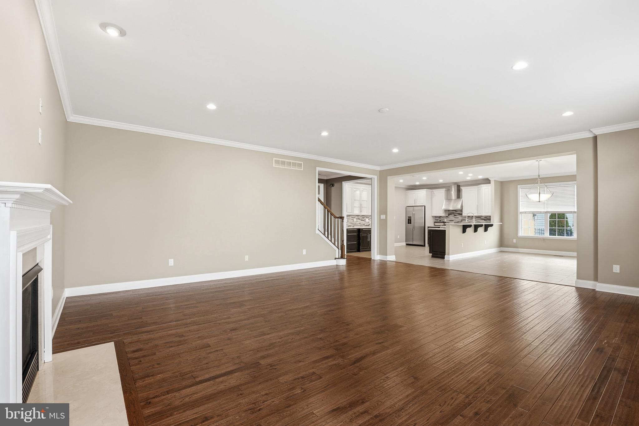 PARKSIDE - Residential