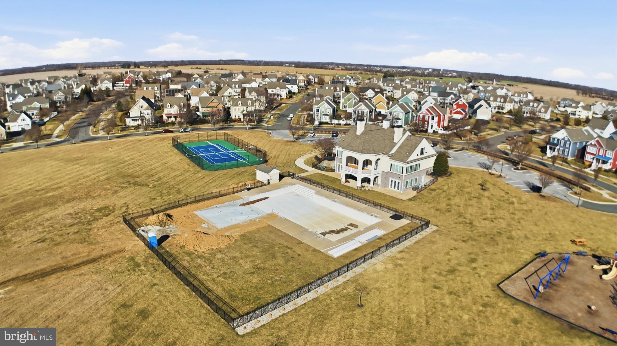 PARKSIDE - Residential