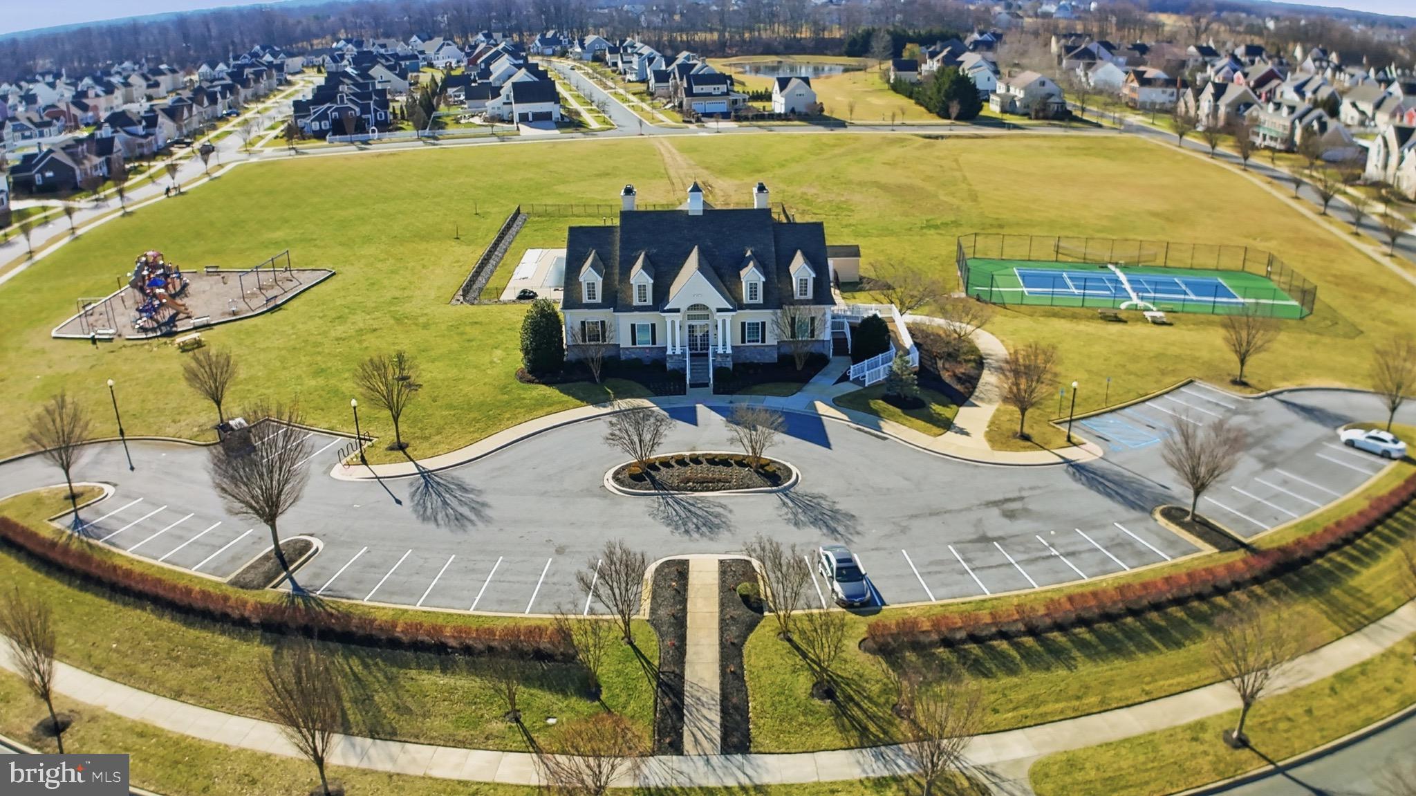 PARKSIDE - Residential