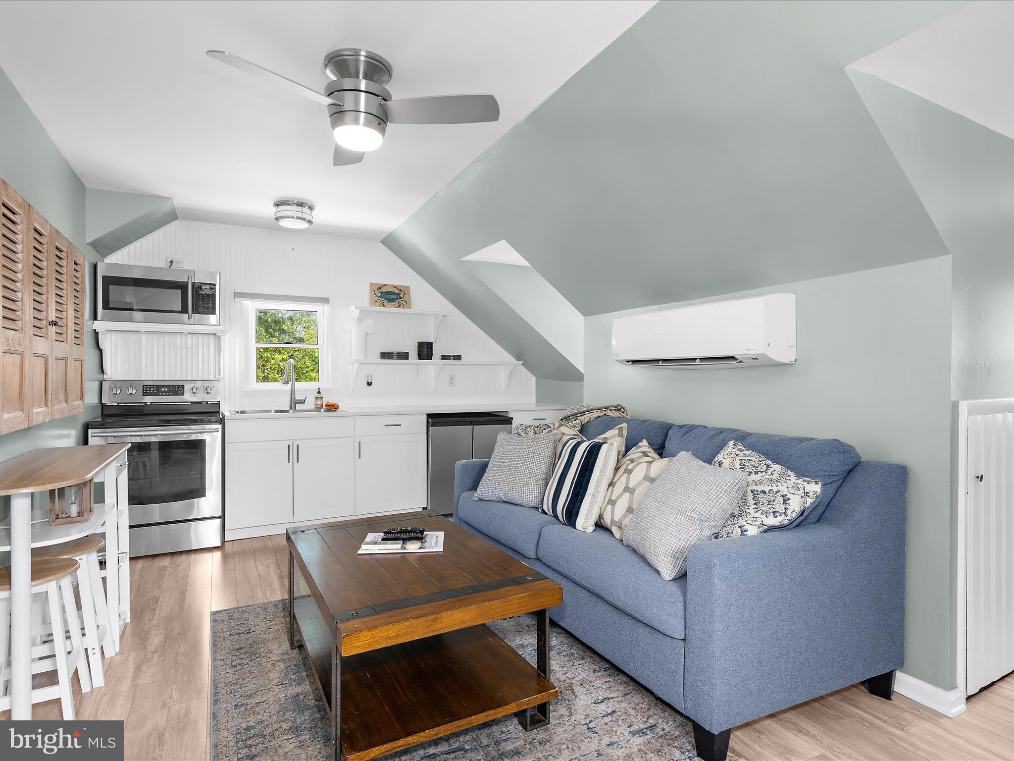 NEWCOMB - Residential