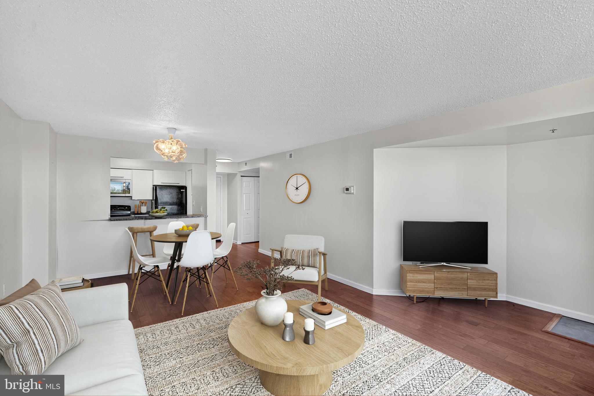 10101 GROSVENOR PLACE 1603