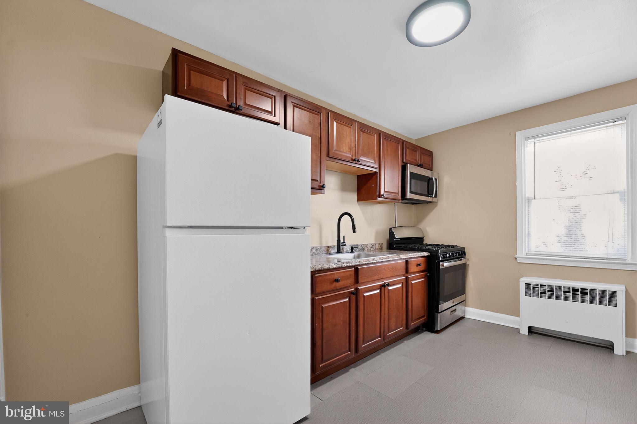 CEDARCROFT HISTORIC DISTRICT - Residential Lease