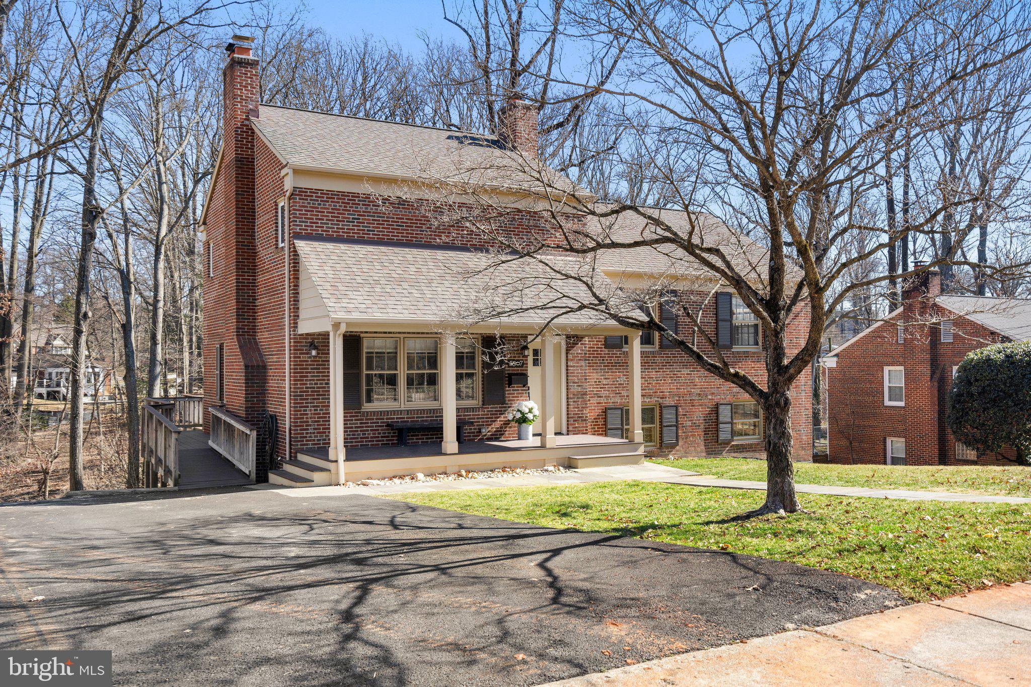 5507 ATLEE PLACE