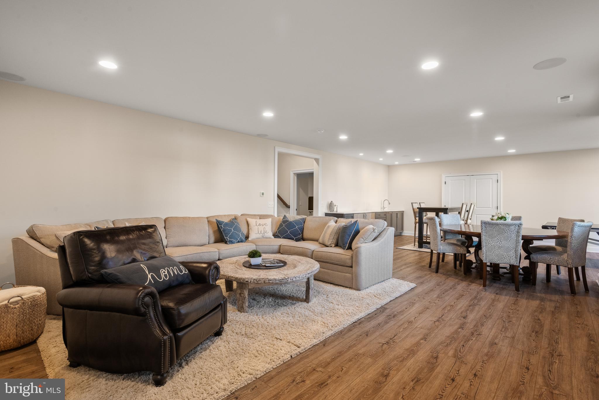 CEDAR RUN - Residential