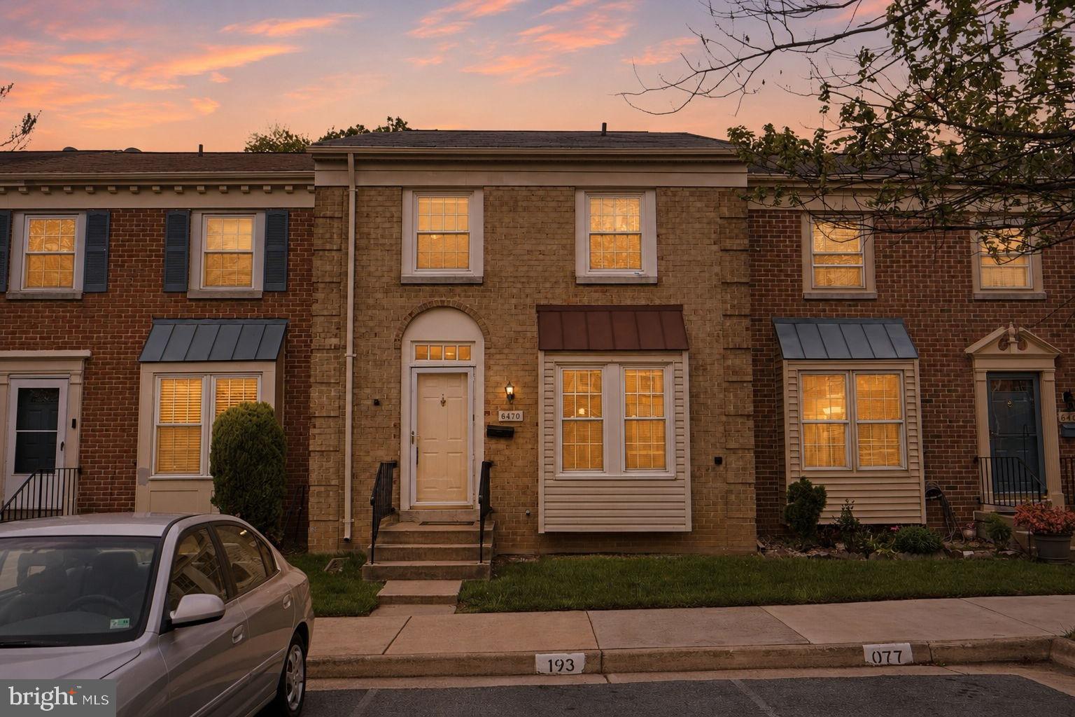 SPRINGFIELD SQUARE - Residential