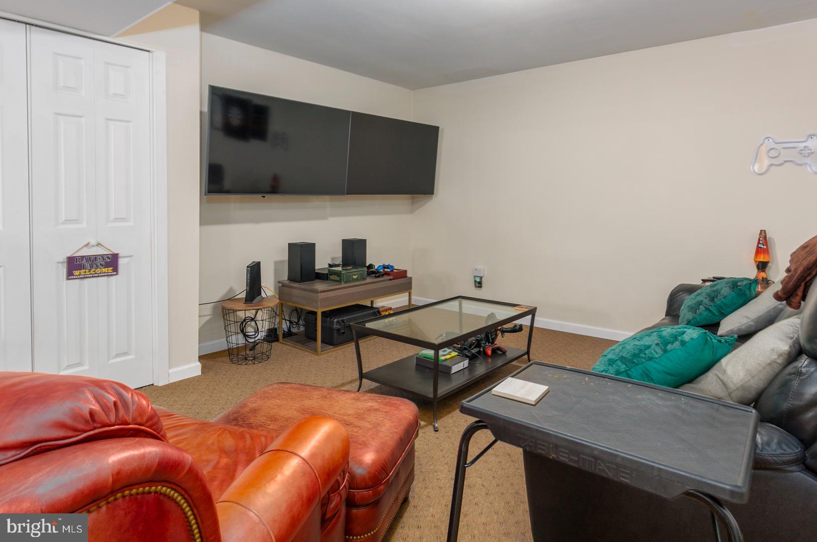 PATRIOT SQUARE - Residential