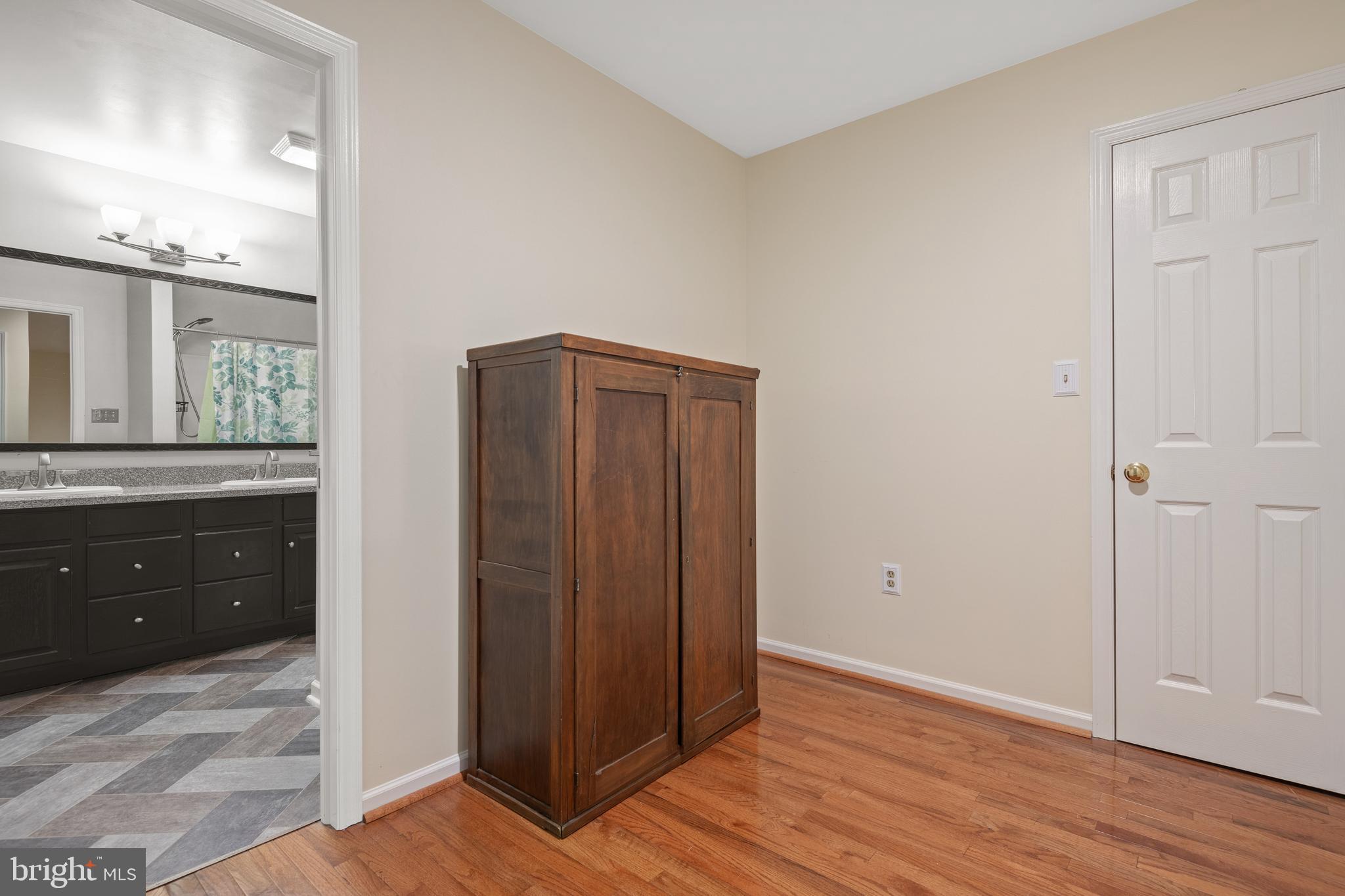 SUMMIT HILLS - Residential