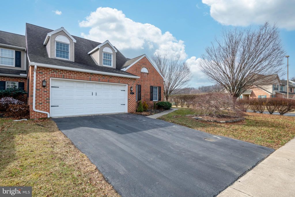 Photo of 1 Spring Hill Lane, MOUNTVILLE, PA 17554 (MLS # PALA2063368)