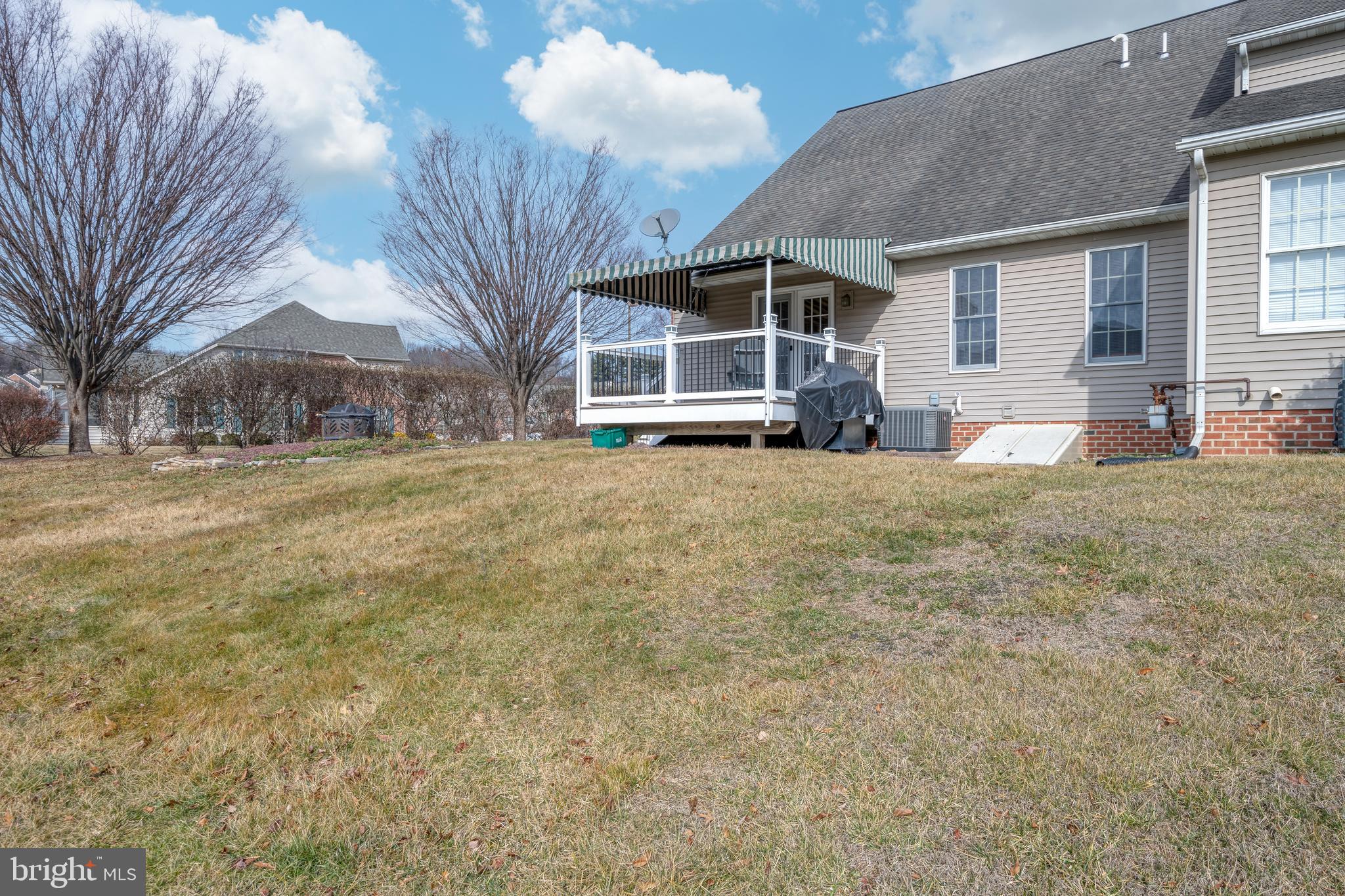 SUMMIT HILLS - Residential