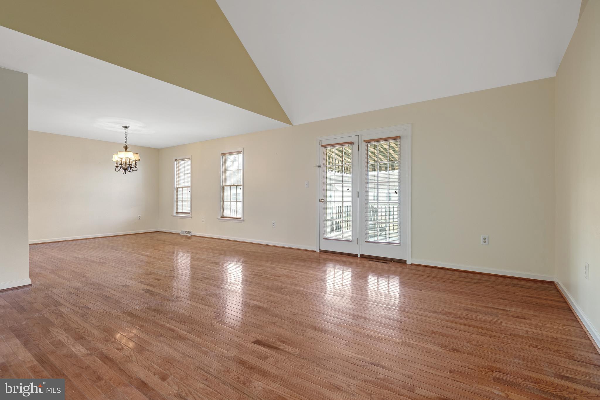 SUMMIT HILLS - Residential