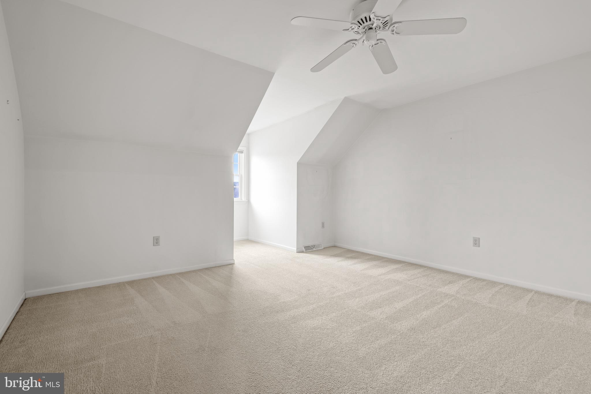 SUMMIT HILLS - Residential