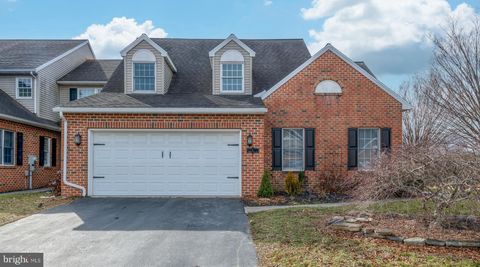 Photo of 1 Spring Hill Lane, MOUNTVILLE, PA 17554 (MLS # PALA2063368)