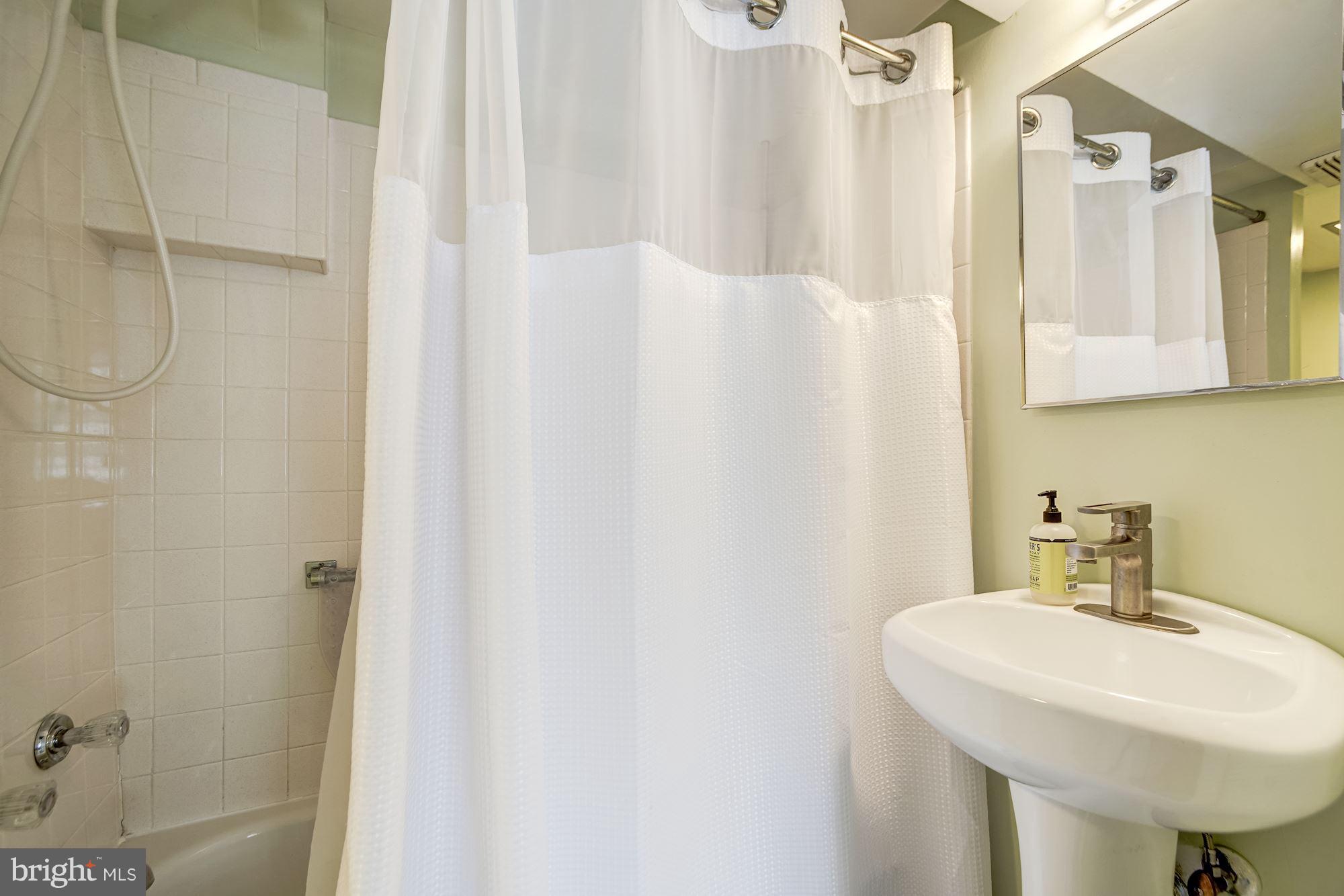 HOLMES RUN ACRES - Residential