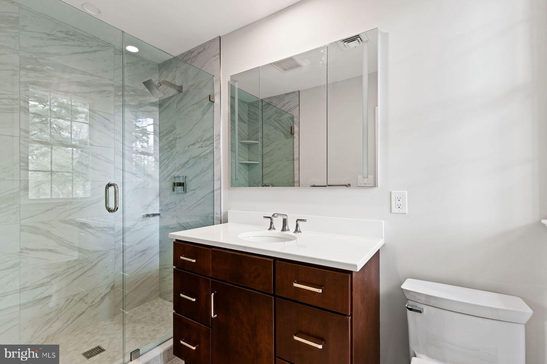 CHESTNUT HILL - Residential