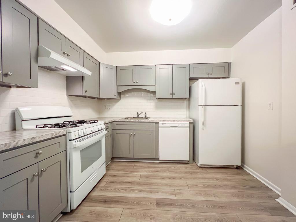 MODENA PARK - Residential