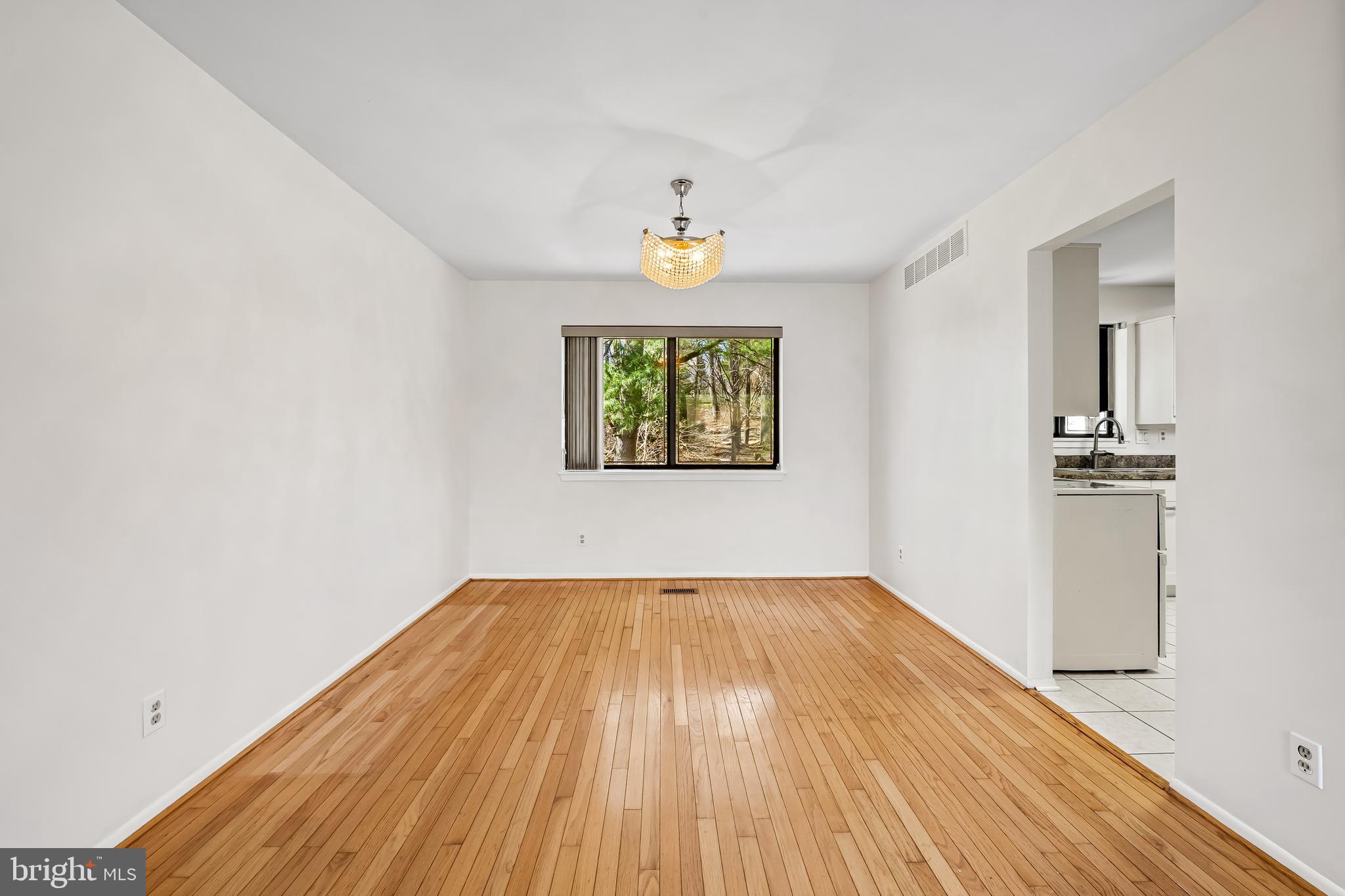 VELVET HILLS - Residential