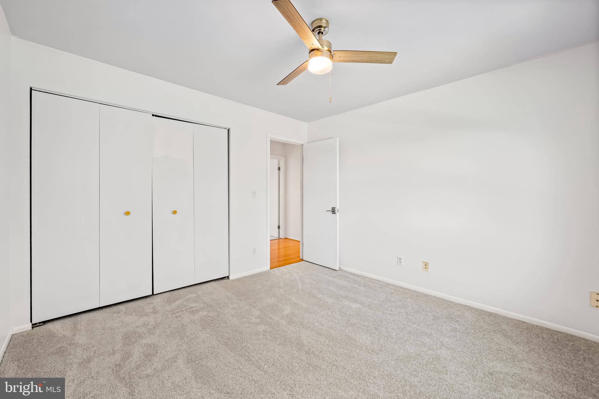 VELVET HILLS - Residential