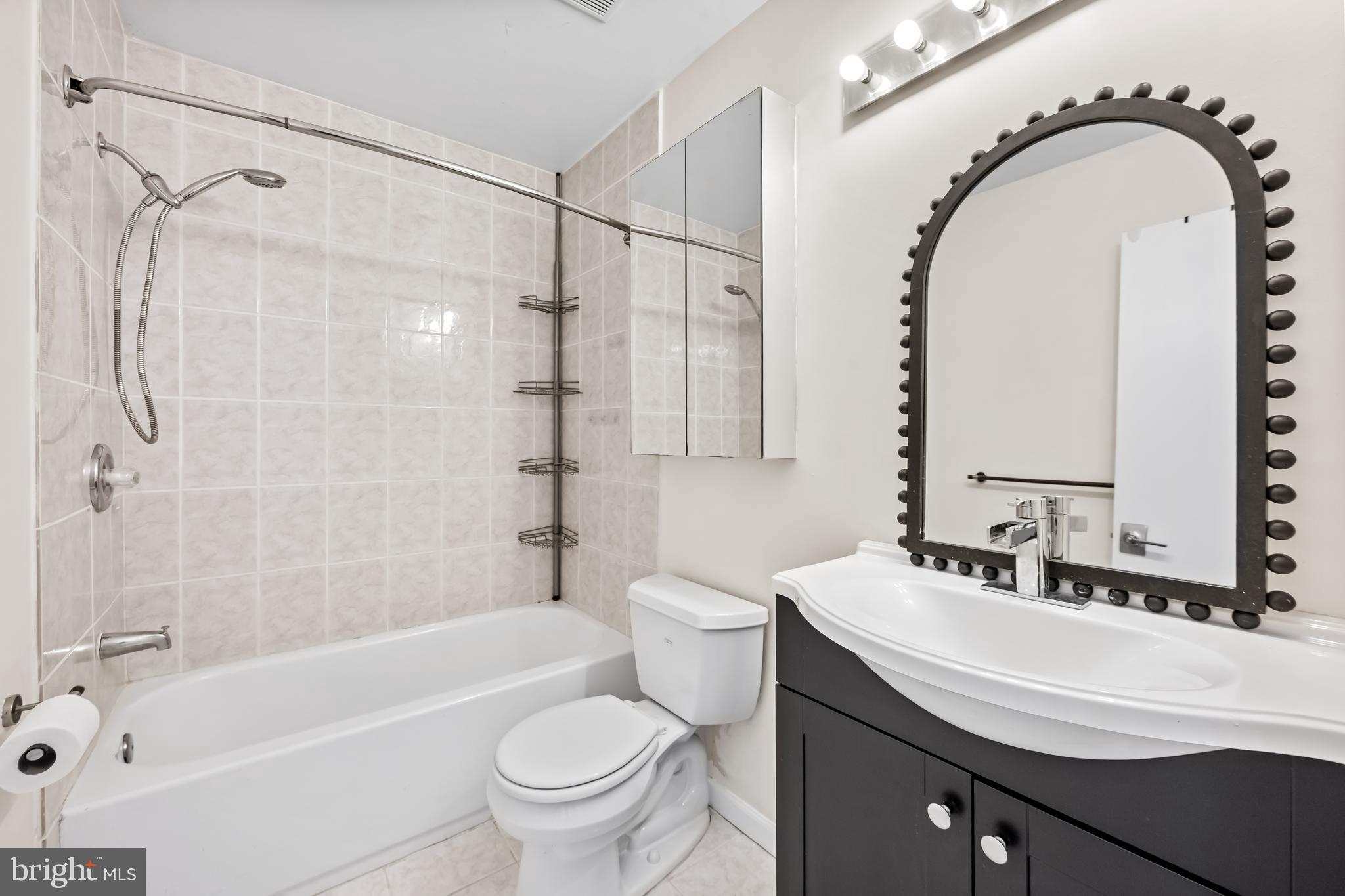 VELVET HILLS - Residential