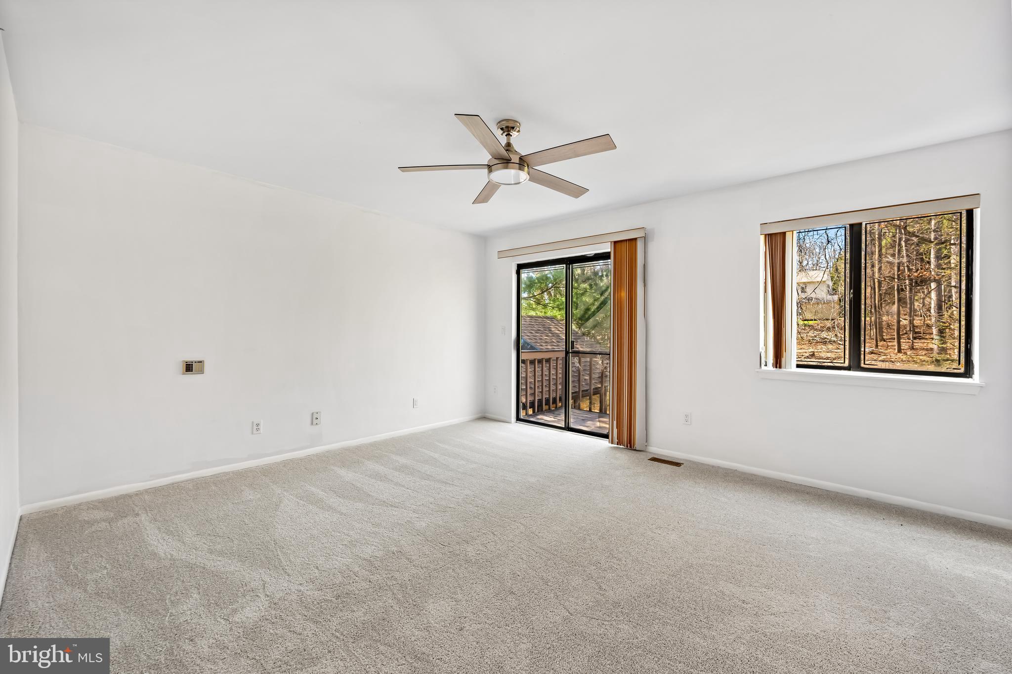 VELVET HILLS - Residential