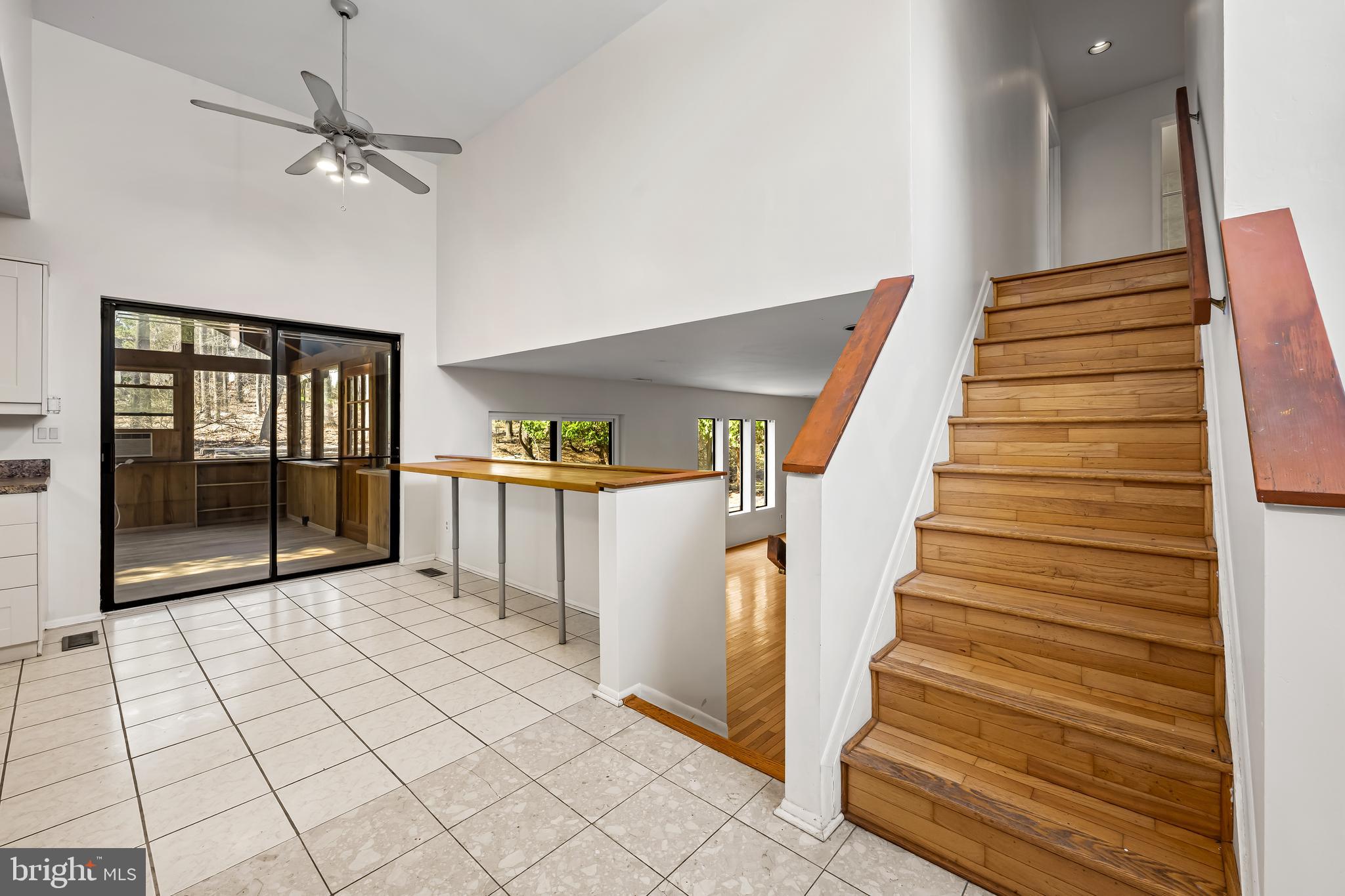 VELVET HILLS - Residential